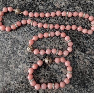 Chloe+Isabel cherry quartz convertible necklace